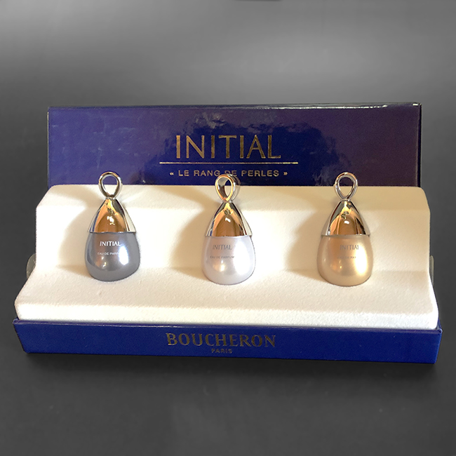 Initial "The Pearl Strand" von Boucheron