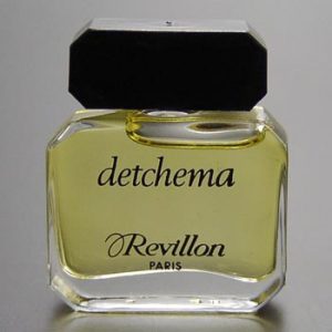 Detchema von Revillon