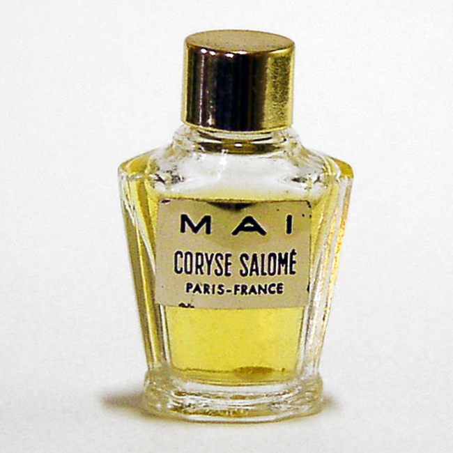 Mai von Coryse Salomé