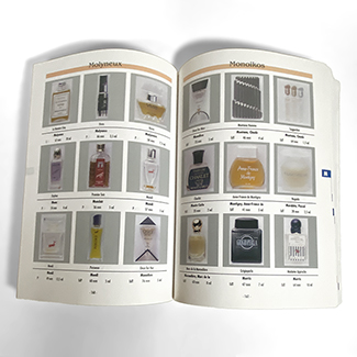SU Verlag Sammlerkatalog "Mini Flacons International" Band 2 - acheter en ligne sur Parfumminis.com SU Verlag Sammlerkatalog "Mini Flacons International" Band 2