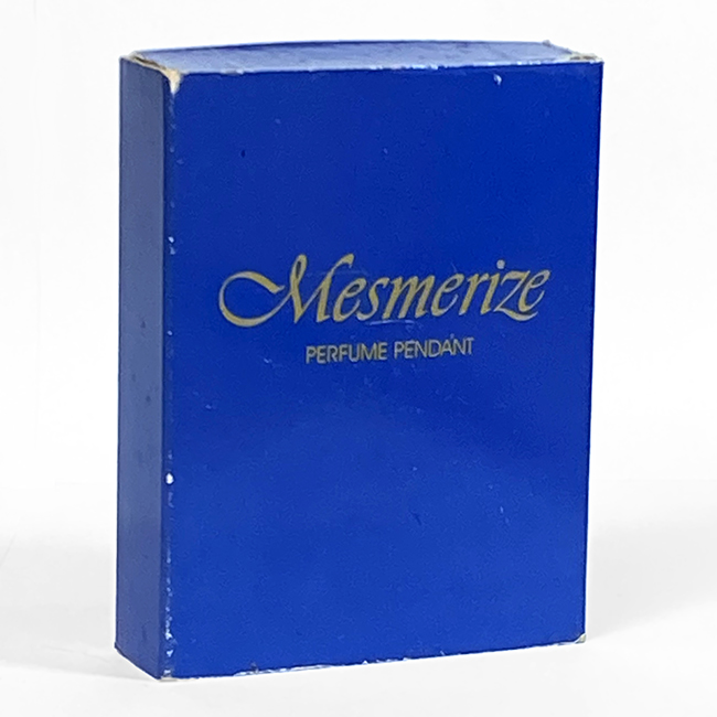 Box für Mesmerize Perfume Pendant 1992, 2ml Parfum von Avon Box für Mesmerize Perfume Pendant 1992, 2ml Parfum von Avon